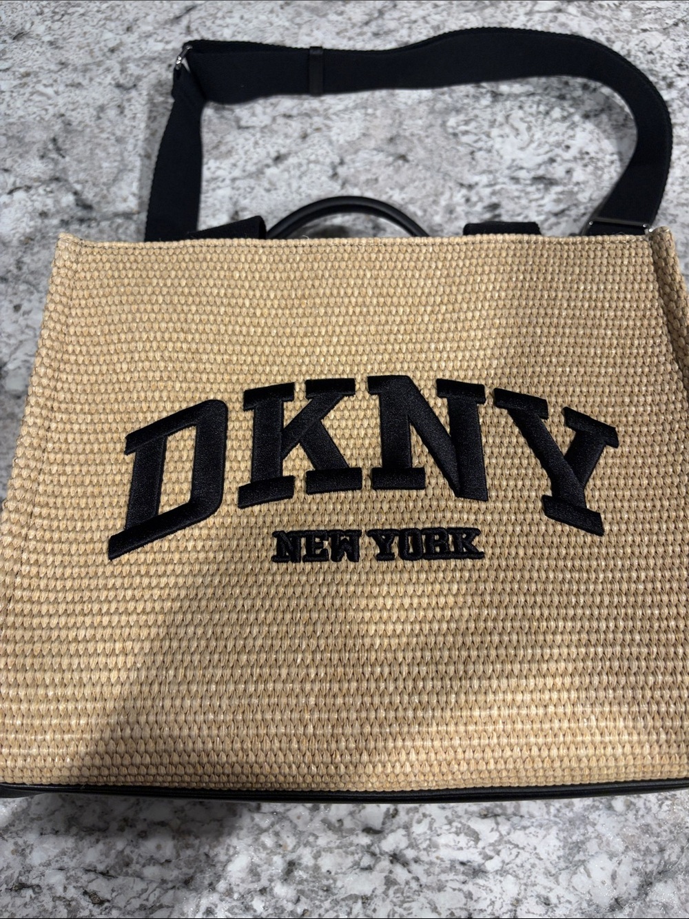 DKNY Women’s Hadlee Large Tote Bag New